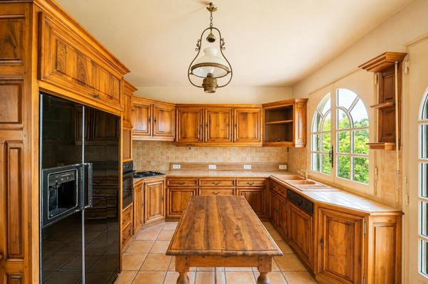 Maison à TRANGE, 72650 - 10 pièces 265m²