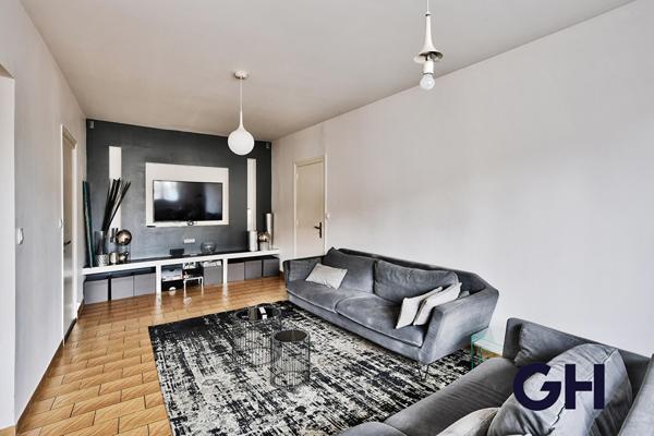 Secteur résidentiel - Maison 6 pièces 185m2 - Villeurbanne
