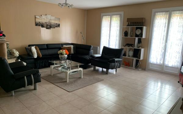 Maison à vendre    4 pièces •  La Côte-Saint-André