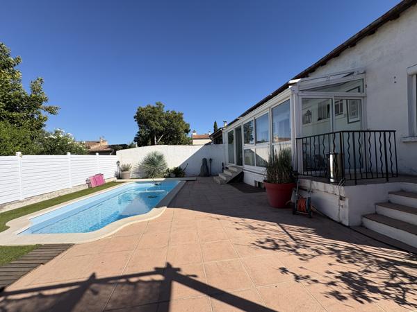 Maison
         4 pièces
        - 113 m² 399 000 € *