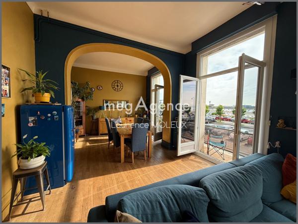 Appartement à BOULOGNE-SUR-MER, 62200 - 7 pièces 163m²