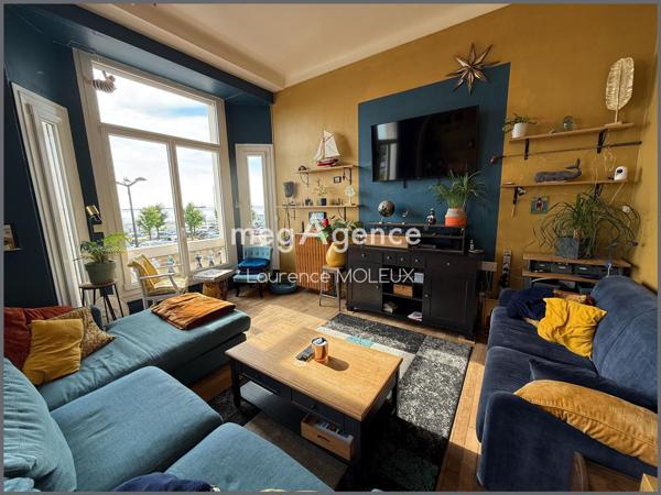 Appartement à BOULOGNE-SUR-MER, 62200 - 7 pièces 163m²