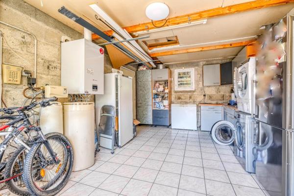 Christophe Michaudelle – CAPIFRANCE - vous propose à JUILLY : maison - 7 pièces - 175 m² - 5 chambres - grandes pièces de vie avec véranda - 2 pièces d'eau - dressing - buanderie - garage et stationne