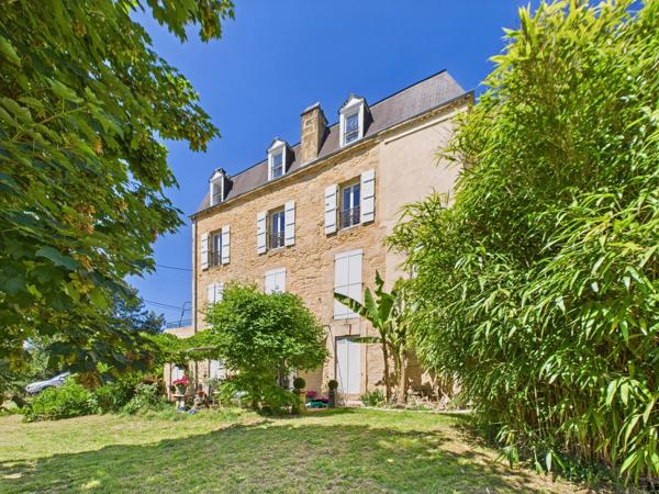 Immeuble de Rapport Multi-Unités à Haut Rendement — Appartements & Garages | Sarlat-la-Canéda, Dordogne