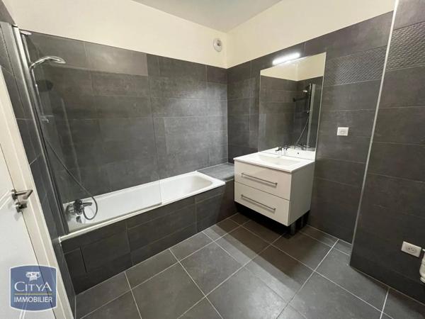 Appartement à louer 2 pièces 50.37m²