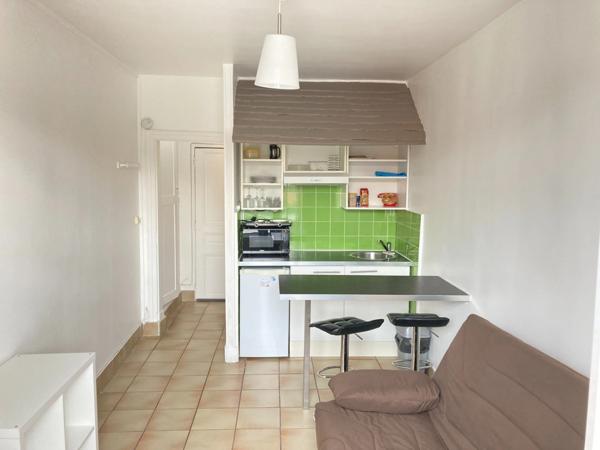 75020 - PARIS - STUDIO - 17 M² - DERNIER ÉTAGE - CALME - SANS VIS-À-VIS - MÉNILMONTANT