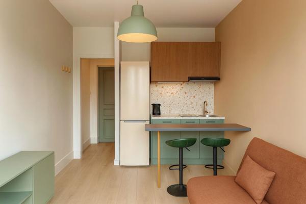 75020 - PARIS - STUDIO - 17 M² - DERNIER ÉTAGE - CALME - SANS VIS-À-VIS - MÉNILMONTANT