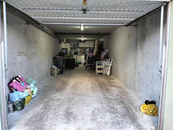 Appartement 3 pièces avec balcon, grand garage et cave