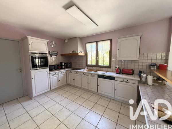 Maison à vendre 7 pièces 156 m² Vaux-le-Pénil