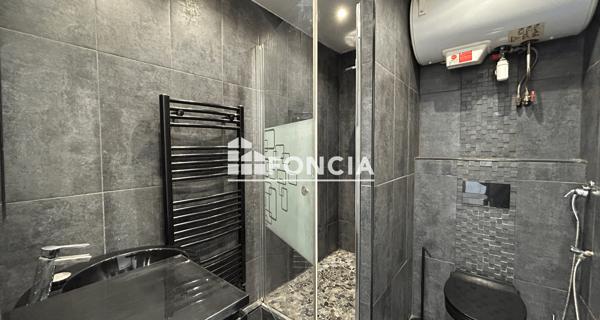 À vendre Appartement 2 pièces 33 m² - Saint-denis 93200