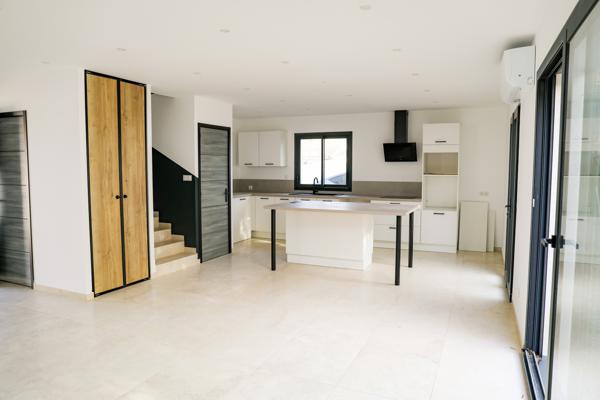 Gignac-la-Nerthe (13180) Superbe villa neuve de type 4 -Construction 2025