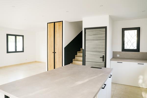 Gignac-la-Nerthe (13180) Superbe villa neuve de type 4 -Construction 2025