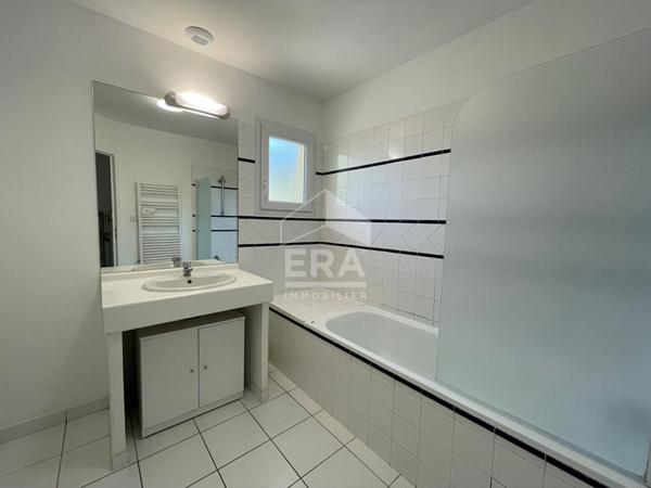 33270 FLOIRAC - Maison 4 pièces de 91 m2 avec garage et jardin