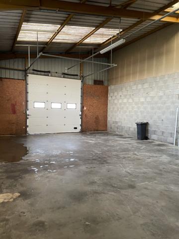 Local commercial Givry 2 pièce(s) 200 m2 et cour 900 m²