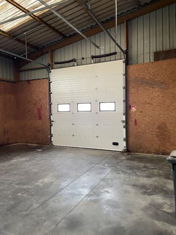 Local commercial Givry 2 pièce(s) 200 m2 et cour 900 m²