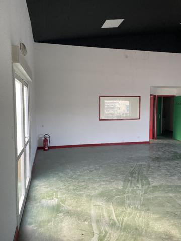 Local commercial Givry 2 pièce(s) 200 m2 et cour 900 m²