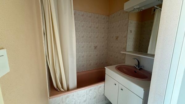 Appartement T1 avec vue latérale sur l'océan à la Chaume - LES SABLES D'OLONNE
