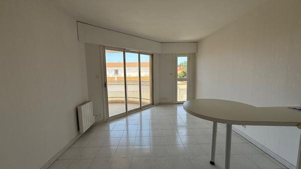 Appartement T1 avec vue latérale sur l'océan à la Chaume - LES SABLES D'OLONNE