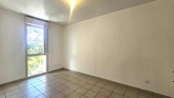 Appartement Saint Genix Les Villages 3 pièce(s) -  56m² - jardin non attenant