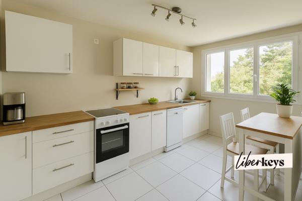 Appartement 4 chambres balcon plein Sud vue dégagée verdure, 2 min panneau Caen