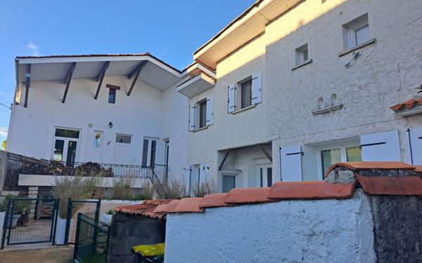 Maison à vendre    6 pièces •  Royan