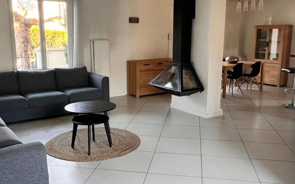 Maison à vendre    4 pièces • 100,81 m2 Joinville-le-Pont