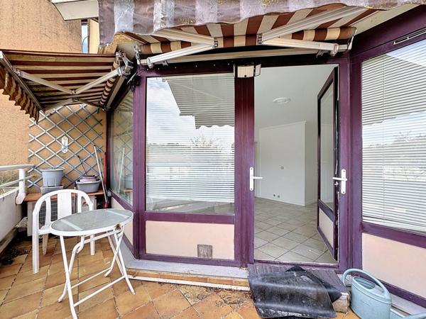 T3 – 74 m² – TERRASSE – PARKING – 69160 – TASSIN