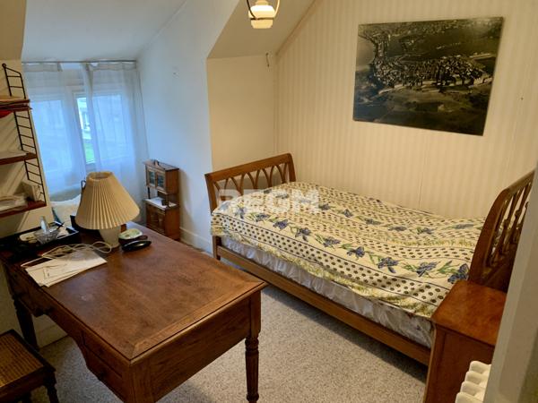 Saint-Malo (35400) Maison 6P, 109m2 (+ 35 m2). A rénover. Courtoisville.