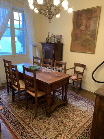 Saint-Malo (35400) Maison 6P, 109m2 (+ 35 m2). A rénover. Courtoisville.