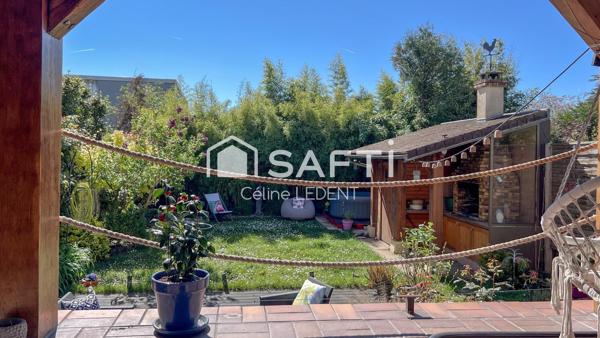 Sur 268m2 de terrain, belle maison de caractère proposant de beaux volumes (135 m2carrez, 160m2 habitables) et un superbe espace de vie de 49m2 !
