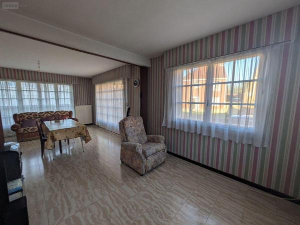 Pavillon à vendre à Wormhout dans le Nord (59470), ref : W4038