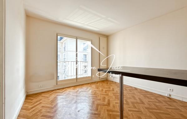 Studio de 28 m2 à Sens 89100