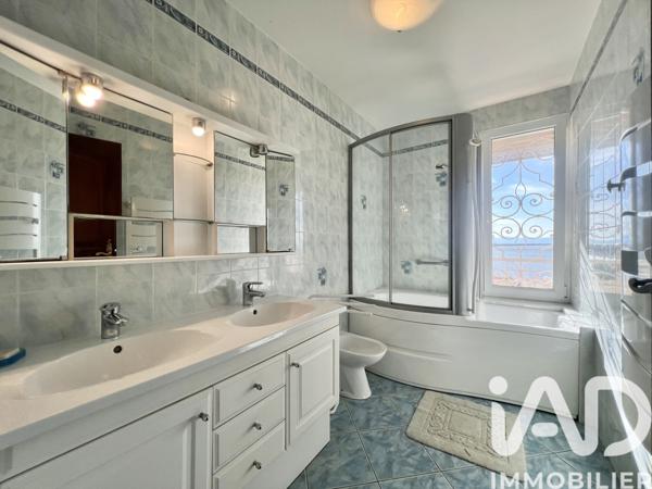 Maison à vendre 7 pièces 260 m² Leucate