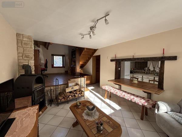 Maison à vendre à Saint-Jeoire-Prieuré en Savoie (73190), ref : 73006-280