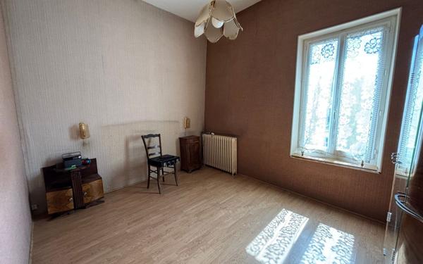 Maison à vendre    5 pièces •  Bourg-de-Péage