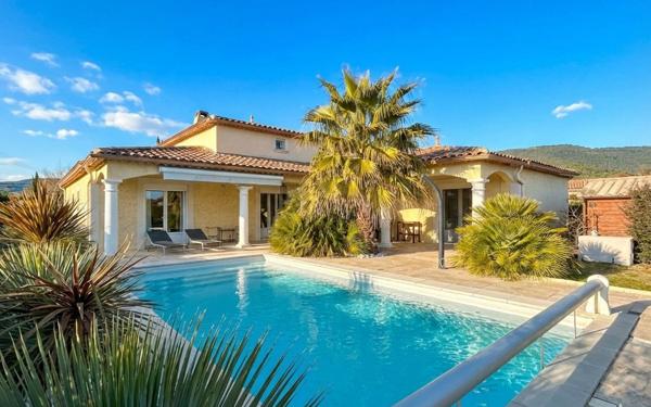 Maison à vendre    4 pièces •  Aups