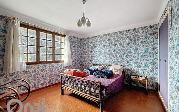 Maison à vendre    5 pièces • 163,85 m2 Fréjus