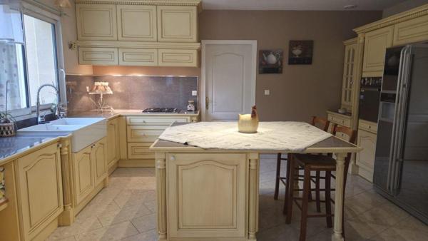 Maison individuelle à vendre à Le Mans dans la Sarthe (72000), ref : PB-1823   
Université