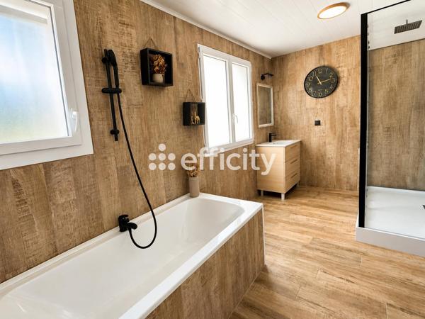 Maison
         4 pièces
        - 122 m² Exclusivité 479 000 € *