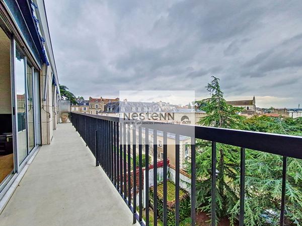 PLATEAU DE POITIERS QUARTIER SAINT HILAIRE APPARTEMENT AVEC 3 CHAMBRES