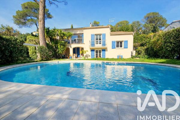 Maison à vendre 8 pièces 197 m² Fréjus