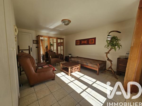 Maison à vendre 8 pièces 197 m² Fréjus