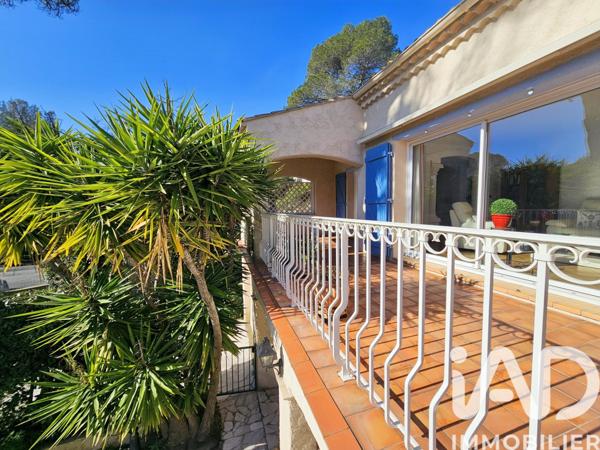 Maison à vendre 8 pièces 197 m² Fréjus