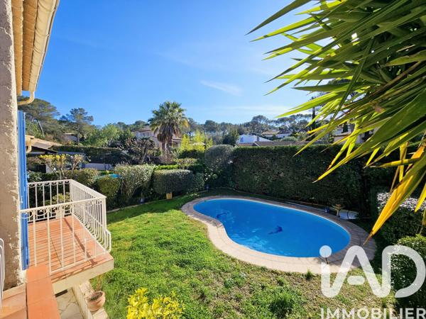 Maison à vendre 8 pièces 197 m² Fréjus