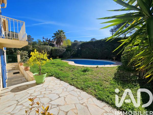 Maison à vendre 8 pièces 197 m² Fréjus