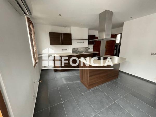 Location Appartement 2 pièces 54 m² - 15 RUE FRANCOIS ALBERT Saint Etienne 42000