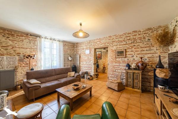 Maison à vendre |  Lamagistère |  5 pièces | 193 m²