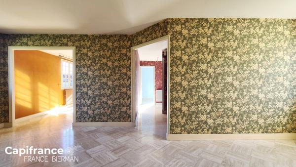 Maison sur 2 niveaux avec jardin proche centre ville NIORT