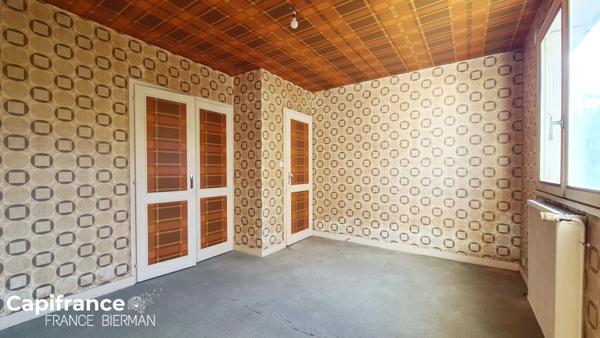 Maison sur 2 niveaux avec jardin proche centre ville NIORT