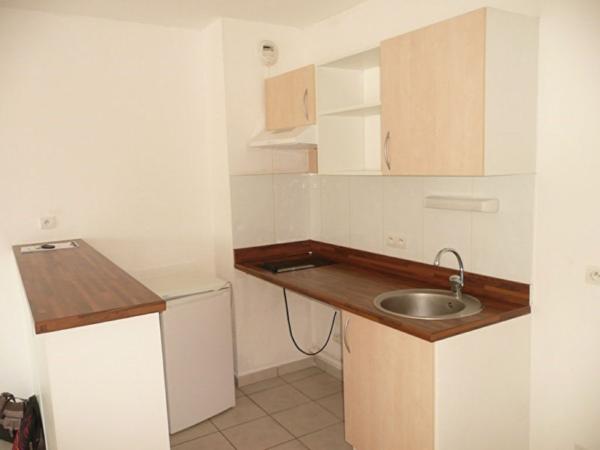 CARCASSONNE, APPARTEMENT 1 CHAMBRE AVEC BALCON